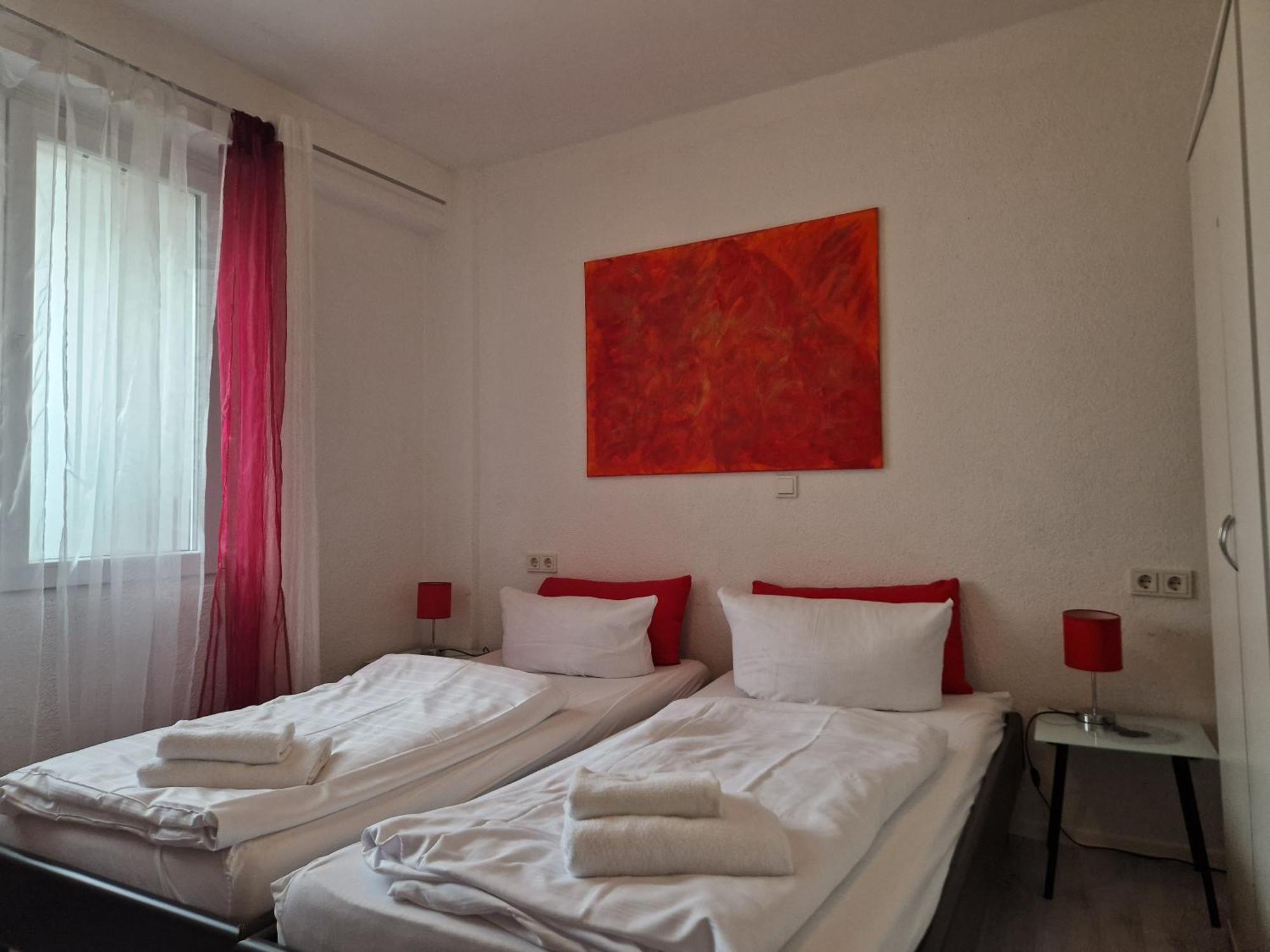 Ricks City Hotel Trier Bagian luar foto