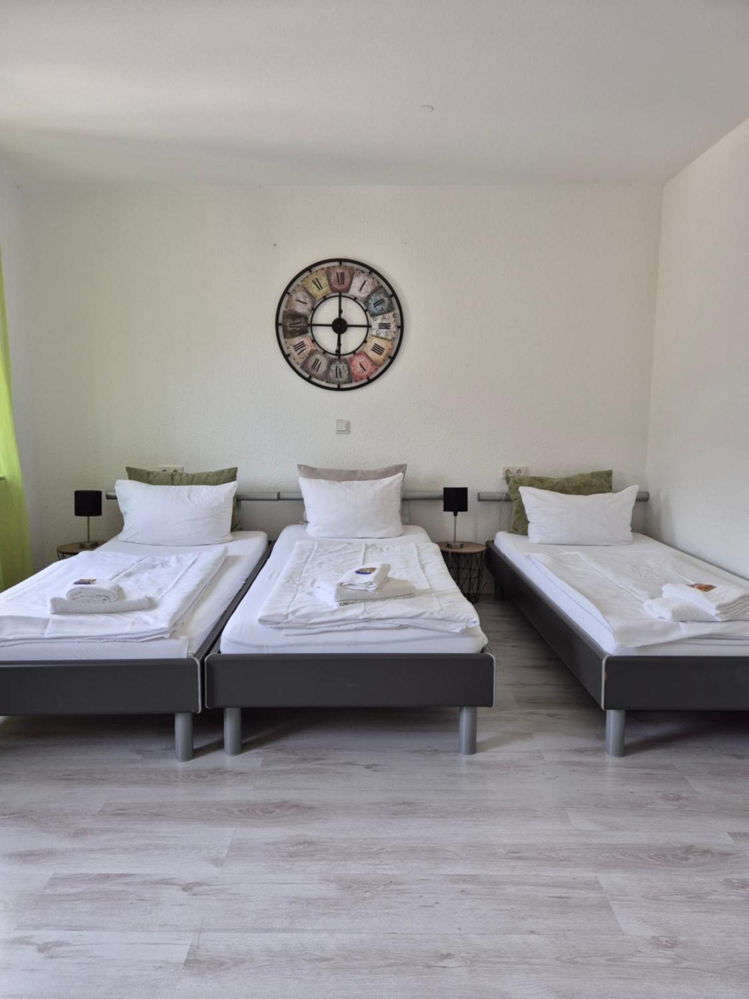 Ricks City Hotel Trier Bagian luar foto